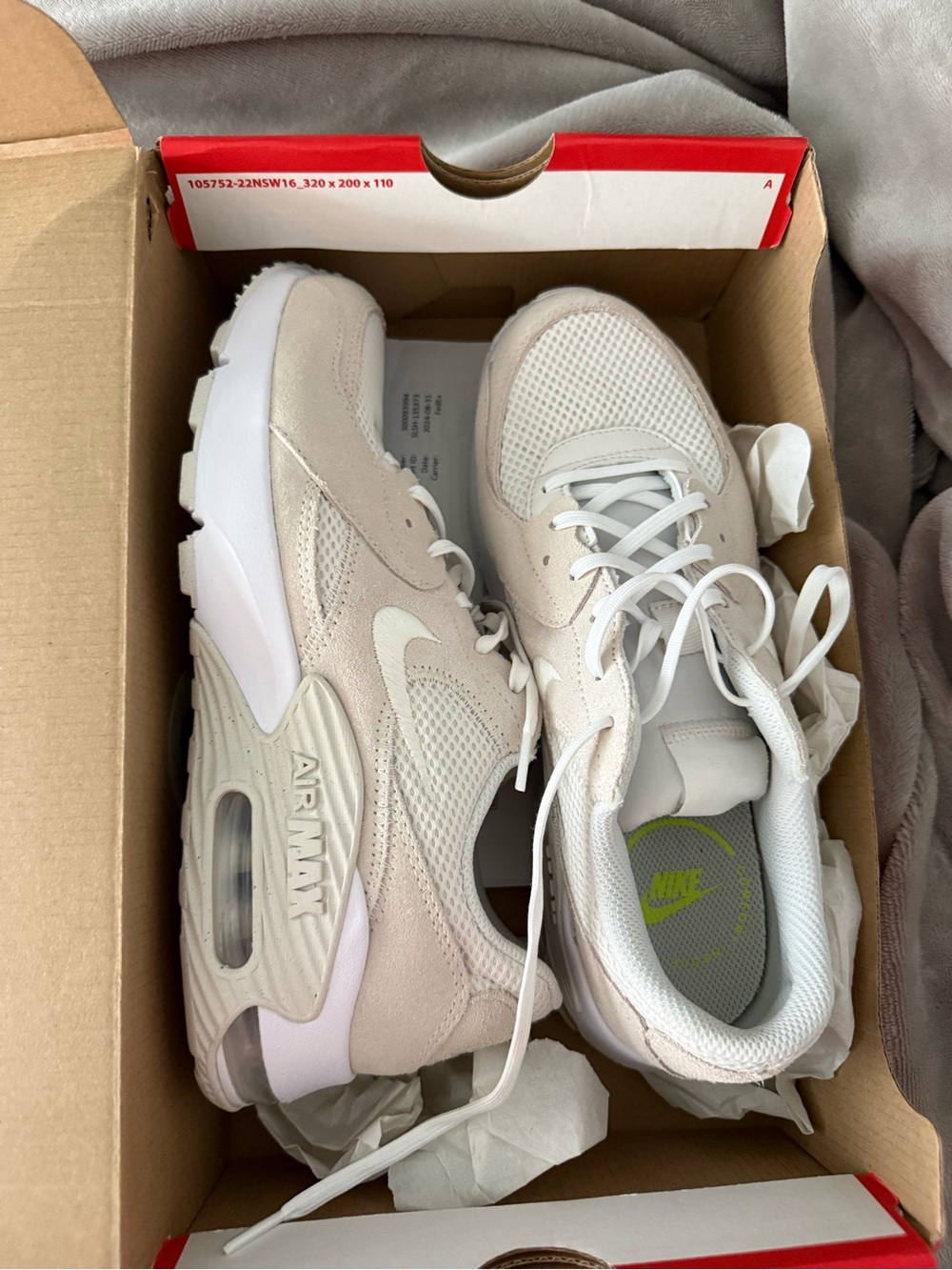 Nike Air Max Excee Beige